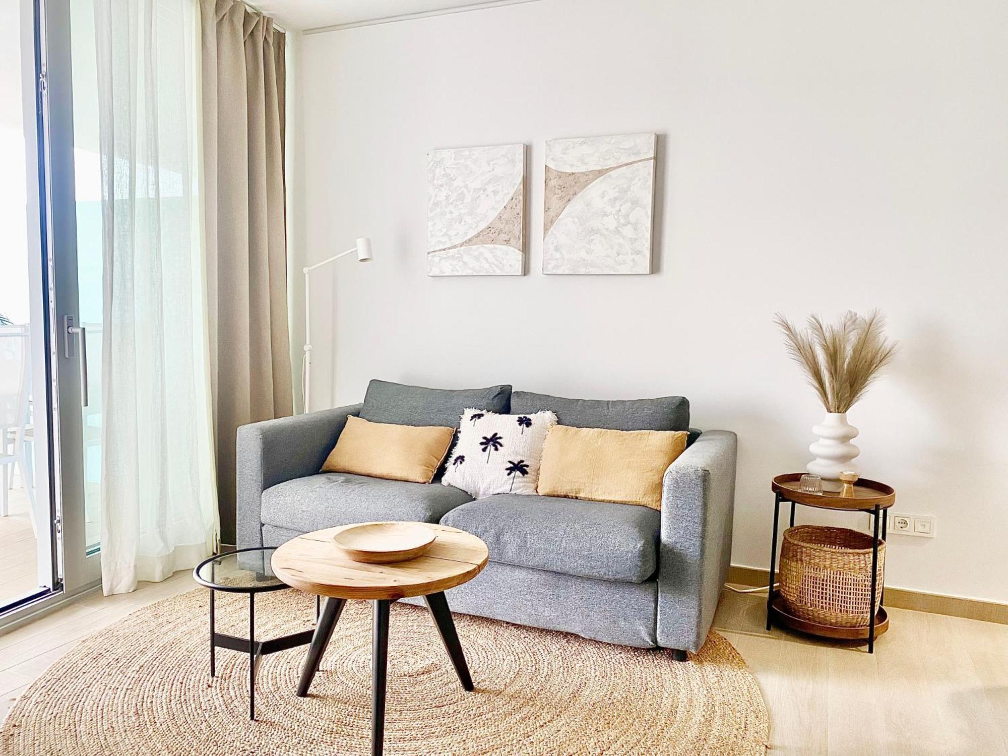 Fantastic Apartment In The Wave Just Steps From Carvajal Beach - Pool And Free Parking Фуэнхирола Экстерьер фото